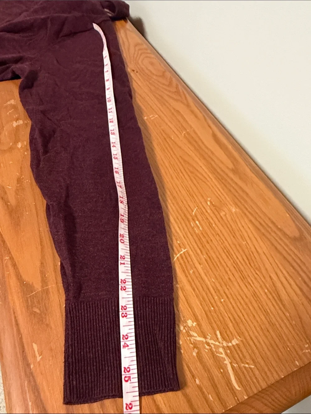 Old Navy Men's Maroon/Burgundy Crewneck Sweater